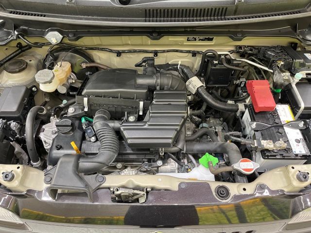 親切・丁寧な専門メカニックスタッフが応対！・車検・点検整備・事故等の修理などアフターサービスも安心。お車のカスタマイズもネクステージのサービススタッフまでご相談ください！
