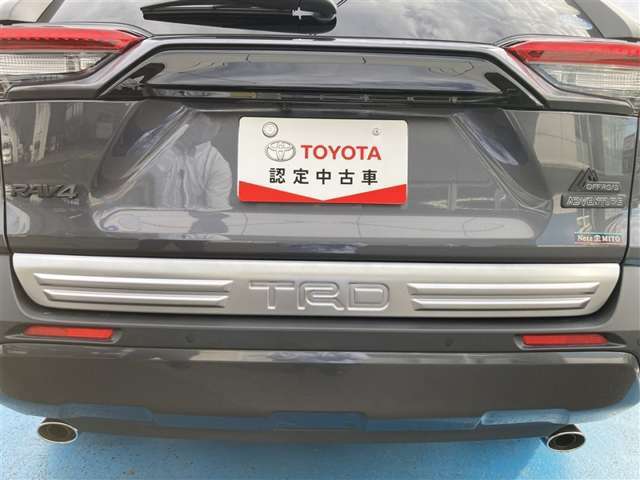 全台1年間の保証付き。走行無制限のトヨタロングラン保証です。さらに有料で保証延長年数を1年または2年から選んで、更に保証を充実できます。