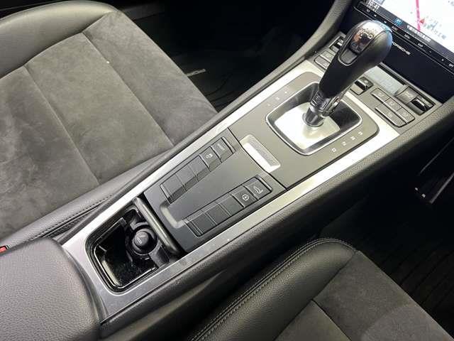 店舗にて現車の確認もいただけますので、お電話で在庫のご確認の上是非ご来店くださいませ！