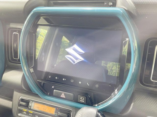 【メーカー純正9インチナビ】インテリアに溶け込むスタイリッシュな「専用設計」メーカーナビを装備♪視認性や操作性など基本性能にも優れ、より上質なカーライフをお楽しみいただけます。