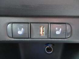 ★運転席・助手席にはシートヒーターが装備されております。