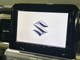 【純正大画面ナビ】人気の大型8インチナビを装備。存在感のある大画面はインパクト大！ナビ利用時のマップ表示は見やすく、テレビやDVDは臨場感がアップ！いつものドライブがグッと楽しくなります♪