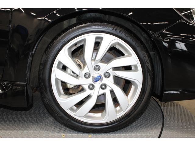 225/45R18タイヤ＆純正18インチアルミホイール。