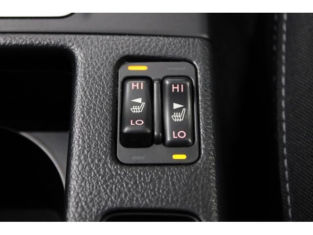 運転席/助手席シートヒーター装備。寒い朝でも快適に過ごしていただけます。
