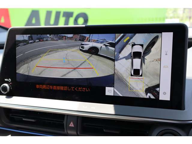 車庫入れ安心ラクラクの、パノラミックビューモニターも標準装備されております＾＾