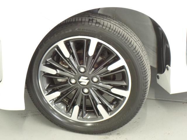 かっこいいデザインの純正アルミホイールが　足元を引き締めます。タイヤサイズは、165/55R15です☆