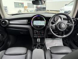 安心の全車保証付き！（※部分保証、国産車は納車後3ヶ月、輸入車は納車後1ヶ月の保証期間となります）。その他長期保証(有償)もご用意しております！※長期保証を付帯できる車両には条件がございます。