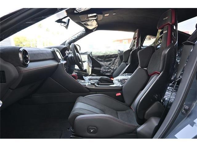 大人気GT-R NISMO SpecialEdition入荷しました！最終モデルMY25・専用レイズ製アルミ鍛造ホイール・専用RECARO製カーボンバックバケットシート・詳細は当社HPをご覧ください！