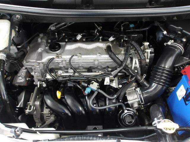 エンジンルーム内も高品質カー洗浄技術「まるまるクリン」実施済みです！
