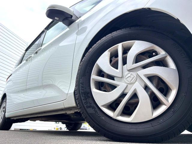 【純正15インチスチールホイール】ネクステージでは『社外アルミホイール』も好評発売中！有名ブランドからお値打ちなアルミまで幅広くご提案致します♪スタッドレスタイヤも取り扱っておりますのでお任せ下さい！