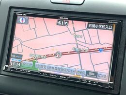 【ナビゲーション】使いやすいナビで目的地までしっかり案内してくれます。各種オーディオ再生機能も充実しており、お車の運転がさらに楽しくなります！！