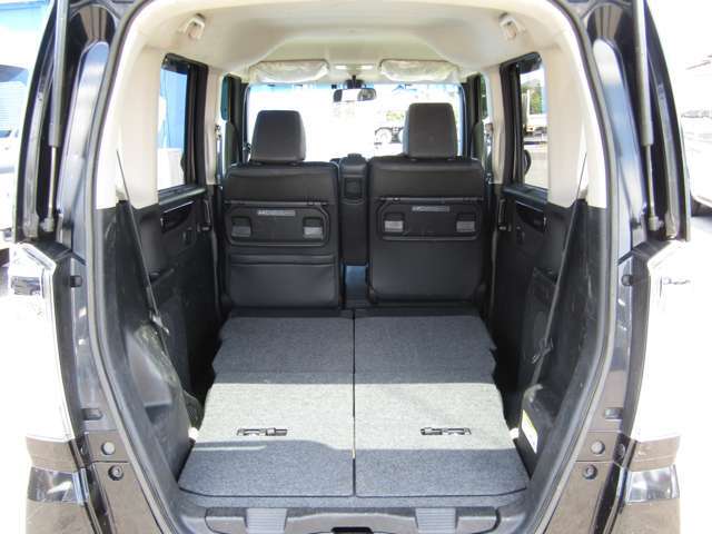 当社にてタイヤ交換も承っております●新品タイヤから中古タイヤやスタッドレスタイヤ等も当社でお安く承りますよ●もちろん社外アルミホイールの取付も承っております●お気軽に当店スタッフまでご相談下さいね●