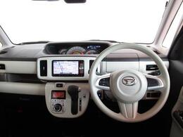 運転席はこんな感じです！