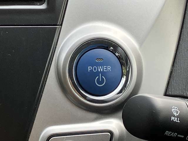 【プッシュスタート】ボタン操作一つでスマートにエンジンをかけていただくことが可能です！