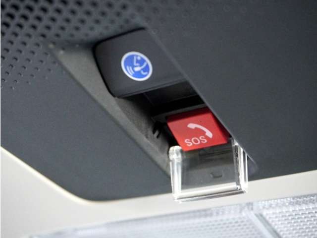 新世代コネクテッド技術「Honda CONNECT」搭載。緊急時にオペレーターのサポートを受けることも可能です。