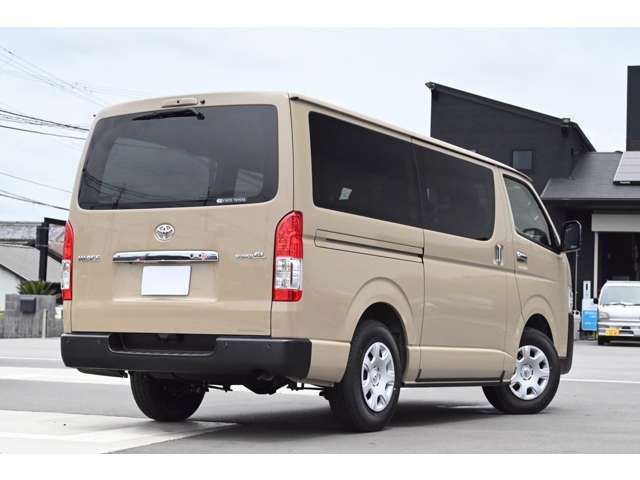 【徹底整備】ご納車前整備は自社整備工場にて徹底的に行います。消耗品のみならず不安な部品なども当然追加費用無しで、交換の上ご納車致します。