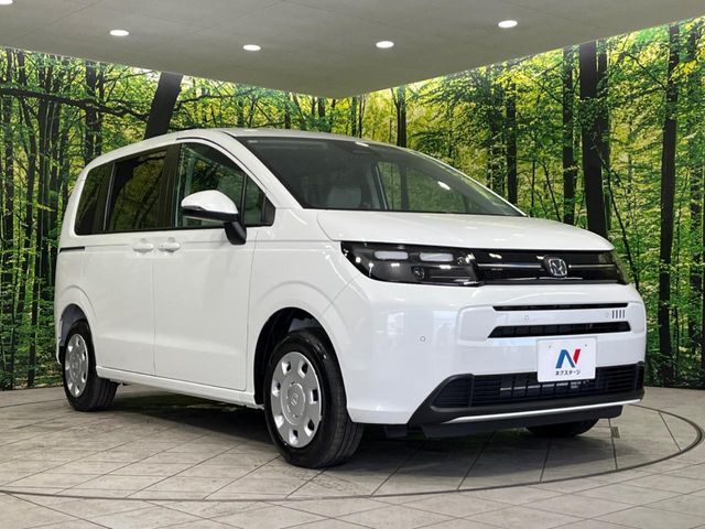 大好評のボディコーティング「弾スプラッシュコート」もご納車までに施工可能。通常のガラスコートと異なる、耐久年数6年の無機質ガラスコーティングが、ボディをキレイな状態に保ってくれます。