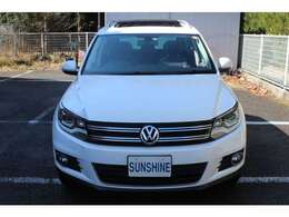 正規ディーラー車、ワンオーナー、正規ディーラー整備記録簿付です。ボディカラーはキャンディホワイトです。お問い合わせは全国フリーダイヤル0078-60020-94846までお気軽にお問い合わせください。