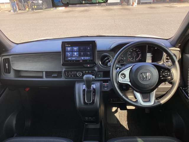 当店の車は全台、保証付きで購入後も安心です。保証期間中は全国のホンダディーラーで保証修理を受け付けております。