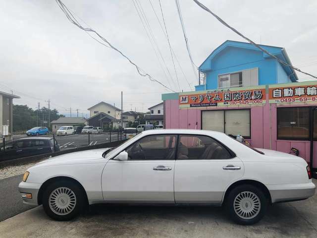 ☆現車確認をオススメいたします。商品は中古車ですので。年数相応の小傷等があります。仕様についての記載漏れがある場合がございますので、電話にて車両のご確認をお願いいたします