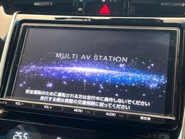 【純正ナビ】人気の純正ナビを装備。オーディオ機能も充実しており、Bluetooth接続すればお持ちのスマホやMP3プレイヤーの音楽を再生可能！毎日の運転がさらに楽しくなります！！