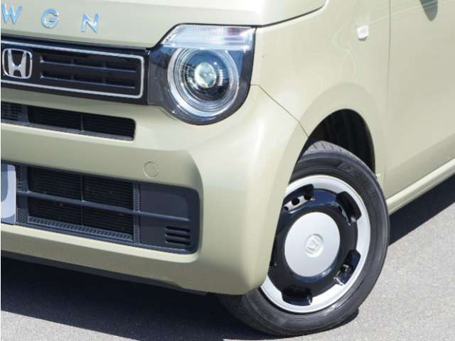 【ヘッドライト】省電力で長寿命の明るく運転しやすいLEDヘッドランプです。明るく照らすので暗い夜道からお客様を守ってくれます。お近くのホンダカーズ総社までお越しください。