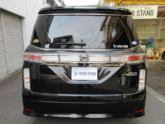 お車の買取、下取り大歓迎！！弊社ではお車をお預かりした後にお客様へ請求する事は一切御座いませんのでご安心下さい。
