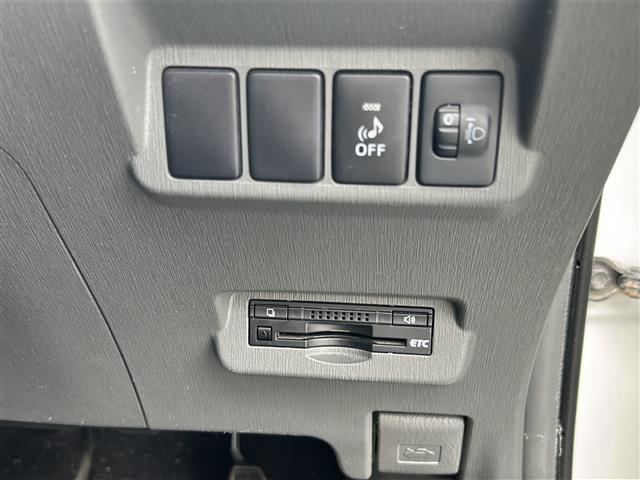 【運転席操作部】快適なドライブを楽しむための機能が装備されています！運転席から触れるので、使いやすいです！除菌プランいれていただくと、さらに清潔で安心していただけます！
