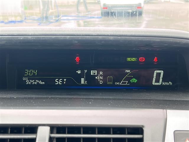 【スピードメーター】メーターがシンプルで見やすく運転しやすいですね！