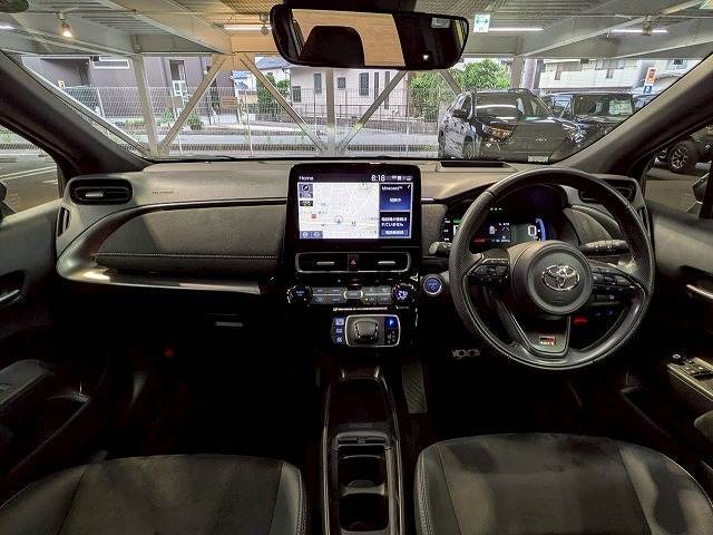 アイポイントが高く見晴らしの良い運転席です！