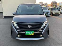 毎日全国の仕入れ先から厳選した車を仕入れております！プロの査定士の検査を受けた車を仕入れ、入庫後も社員が1台1台を走行チェックや状態確認・装備確認などを入念に行います。