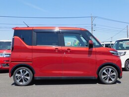 ご来店の際、GU様側よりご入店いただけますと、軽自動車がすぐ見れます。
