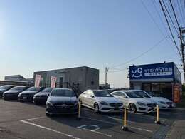 【正規ディーラー車専門店】地域最大級の専門店ならではの実績が多数ございます。よりよい中古車と巡り合えますようにお力添えしてまいります。まずはご相談してみて下さい！