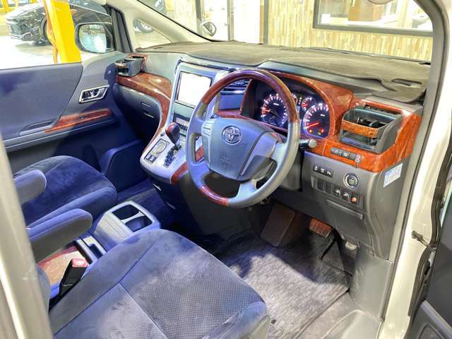 ☆エアサス　スイッチ　リモコン☆アルパインHDDナビ　アルパインフリップダウンモニター☆