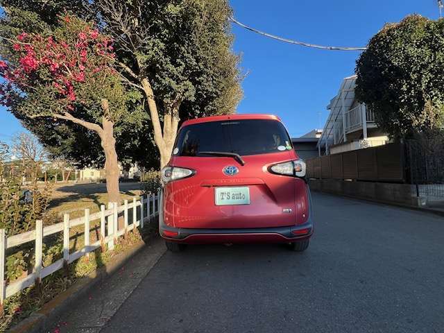 トヨタ　シエンタハイブリッドG入荷致しました。