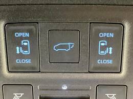 【問合せ：0749-27-4907】【両側パワースライドドア】スマートキーや運転席のスイッチで後席両側スライドドアの開閉が可能♪電動だから力を入れてドアを開ける必要が無く、小さなお子様でも簡単開閉。