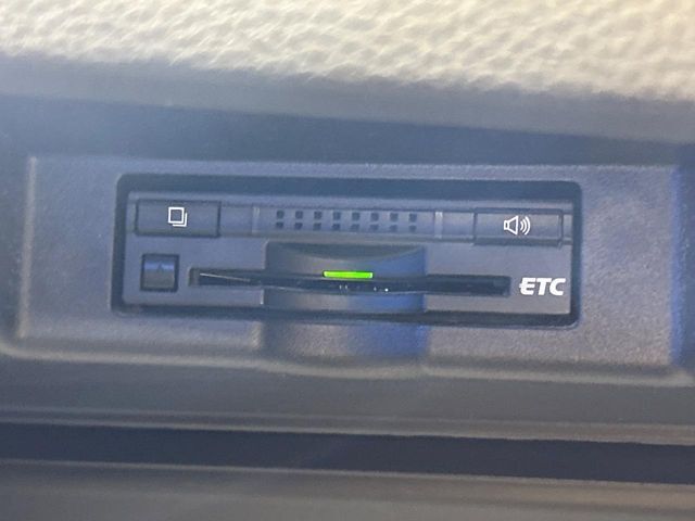 【ETC】高速道路の料金所をストレスなく通過！話題のスポットやサービスエリアに多い「スマートIC」利用時は必須のアイテムです。当店でセットアップを実施、ご納車当日からすぐにご利用いただけます！