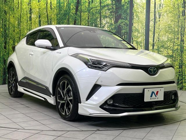 大好評のボディコーティング「弾スプラッシュコート」もご納車までに施工可能。通常のガラスコートと異なる、耐久年数6年の無機質ガラスコーティングが、ボディをキレイな状態に保ってくれます。