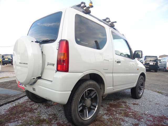 自社所有のレッカー車を常備していますので、お車が動かなくなっても児湯郡近隣なら大丈夫です♪