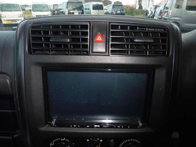 自社所有のレッカー車を常備していますので、お車が動かなくなっても児湯郡近隣なら大丈夫です♪