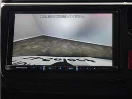 ◆バックカメラ◆リバースにするだけで映ります、後方の安全確認や、狭い駐車場での車庫入れ、雨の日や夜間など視界の悪い時に便利です！安全にバックする為には欠かせない装備です。