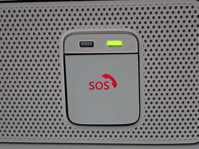 あおり運転や急病、事故など緊急時にオペレーターに繋がり警察や消防への手配をサポートしてくれて安心のSOSコール