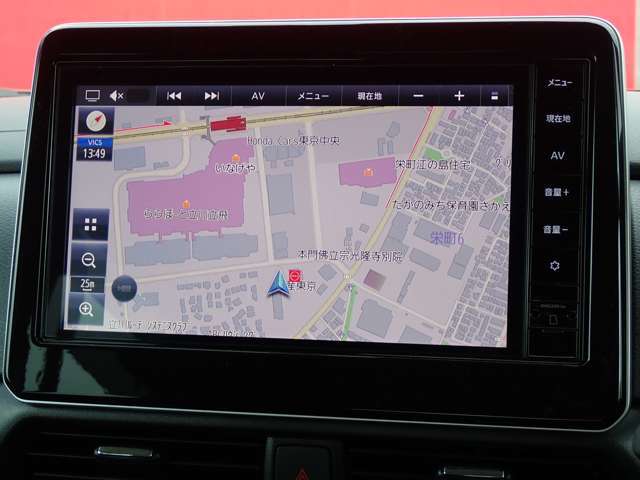 純正メモリーナビ、ラジオや地デジなど様々なメディアに対応しております♪（機種により異なりますのでスタッフまでご確認ください）