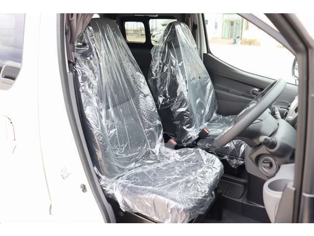 移動販売車・キャンピングカー・福祉車両など、特殊車輌に特化した会社です！もちろん下取り、買い取りなんでもご相談ください