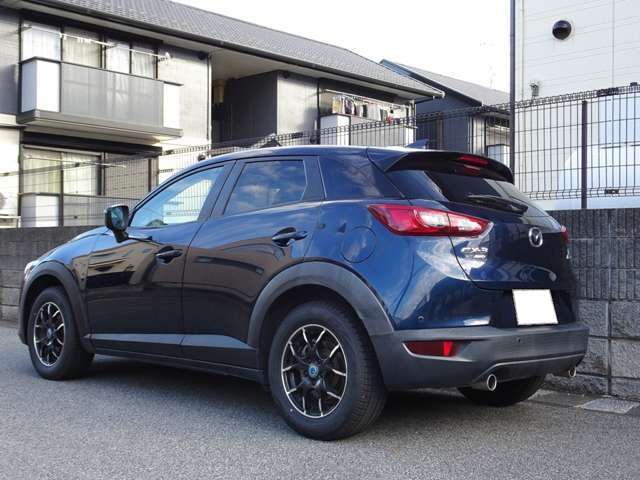 ご来店の際は、事前にご連絡をお願い致します。スタッフ不在の場合が多い為、お手数をおかけ致しますが宜しくお願い致します。