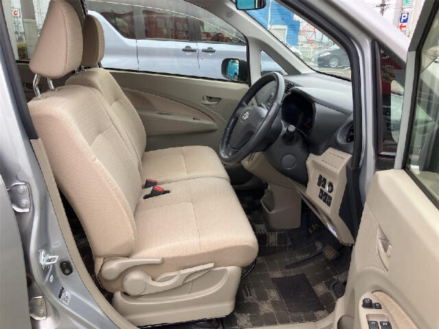 ナオイオートでは自動車保険（あいおいニッセイ同和、損保ジャパンなど）も取り扱っております。当社は自社鈑金工場を併設しております。自動車保険も含めてお客様のカーライフをサポートさせて頂きます！