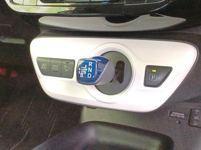国産車から輸入車まで多様なお客様のニーズのお応えできるように、全国規模で豊富な在庫展開！車のことならWECARSへ！