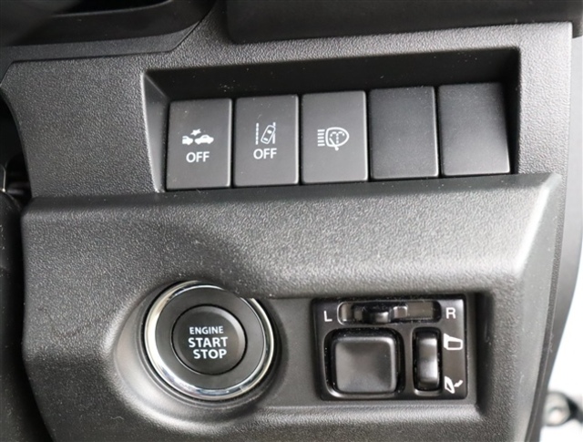 弊社に在庫の無いお車をお探しのお客様。弊社は全国のオートオークションに加盟しております。