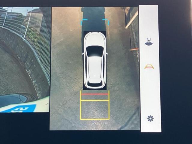 WECARSの展示場では実際に見て、触ってお車をお選びいただけます！知識の豊富な営業スタッフが様々なカーライフをご提案いたします！