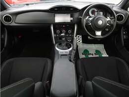 すっきりとした86らしいデザインのダッシュ回り！フロントビューの視認性もよく運転しやすいと思います★